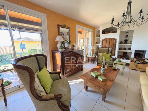 À VENDRE EN EXCLUSIVITE 84530 VILLELAURE MAISON PLAIN-PIED TYPE 6 PIECES D'ENVIRON 170M² AVEC GARAGE, JARDIN ET PISCINE