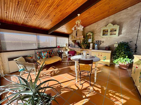 À VENDRE EN EXCLUSIVITE 84530 VILLELAURE MAISON PLAIN-PIED TYPE 6 PIECES D'ENVIRON 170M² AVEC GARAGE, JARDIN ET PISCINE