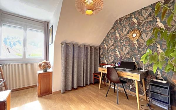 Maison à vendre    4 pièces • 98,60 m2 Bures-sur-Yvette