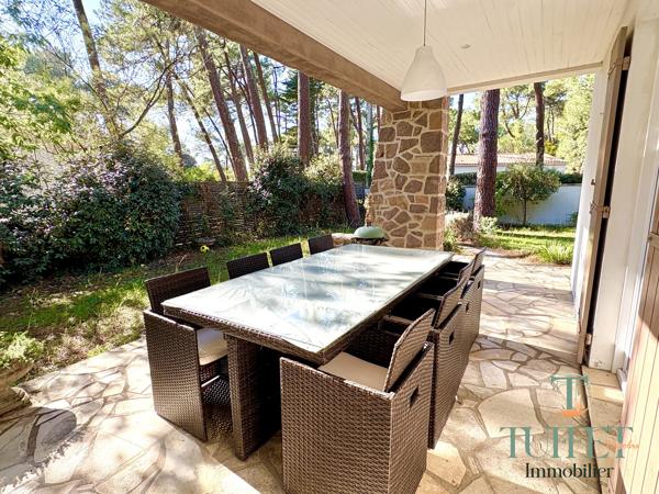 RONCE LES BAINS : VILLA BALNEAIRE A 500M DE LA PLAGE