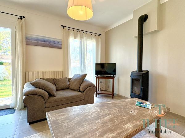 RONCE LES BAINS : VILLA BALNEAIRE A 500M DE LA PLAGE
