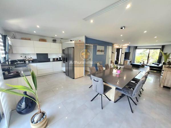 Vente Maison 6 pièces 155 m2 à Ormesson-sur-Marne