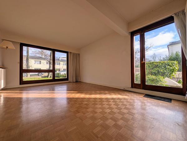 Appartement 3 pièces de 73.13 m2 - Cave et parking en sous-sol , Maisons laffitte
