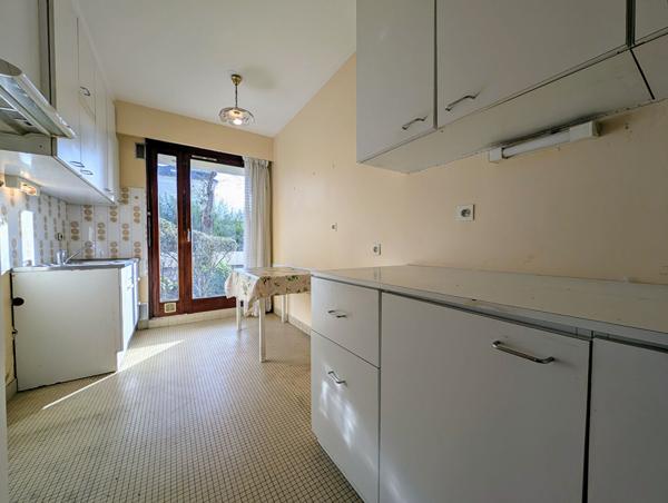 Appartement 3 pièces de 73.13 m2 - Cave et parking en sous-sol , Maisons laffitte