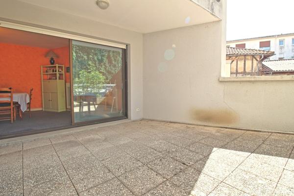 Quartier St Pierre T3 traversant