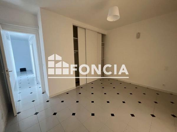Location Appartement 4 pièces 93.7 m² - 710 ROUTE DE BENAT Bormes Les Mimosas 83230