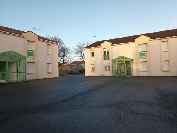 POITIERS EST quartier Gibauderie : T2 de 27.41 m² avec emplacement de parking