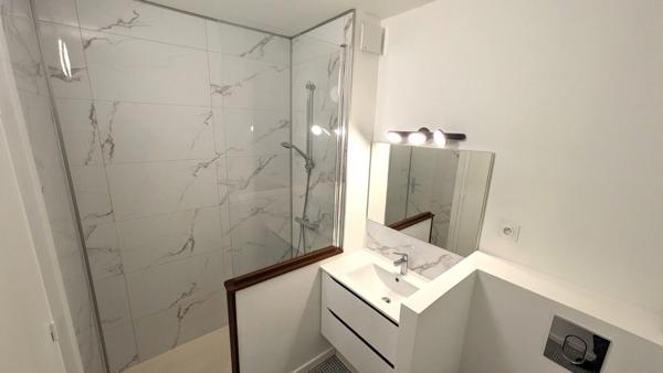 Appartement 2 pièces à vendre La Rochelle - 17000 / Réf: 227