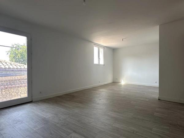 Appartement T3 rénové – Centre de Saint-Jean-d’Angély – Idéal investissement
