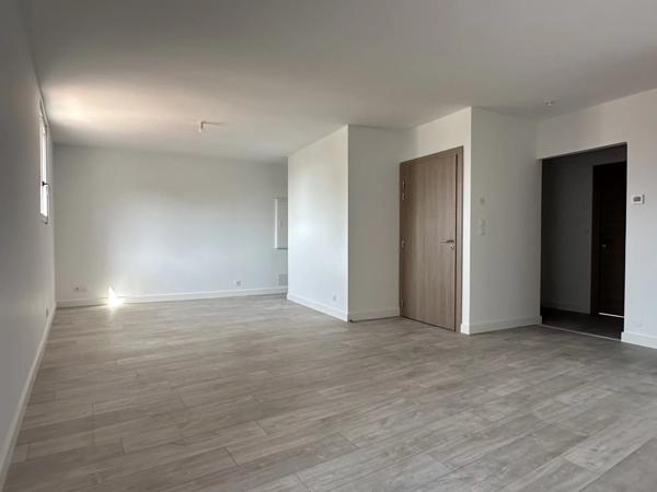 Appartement T3 rénové – Centre de Saint-Jean-d’Angély – Idéal investissement