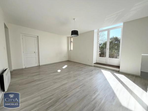 Appartement à louer 2 pièces 49.79m² Sarlat-la-Canéda (24200)