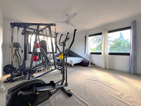 Maison 7 pièces 194 m2