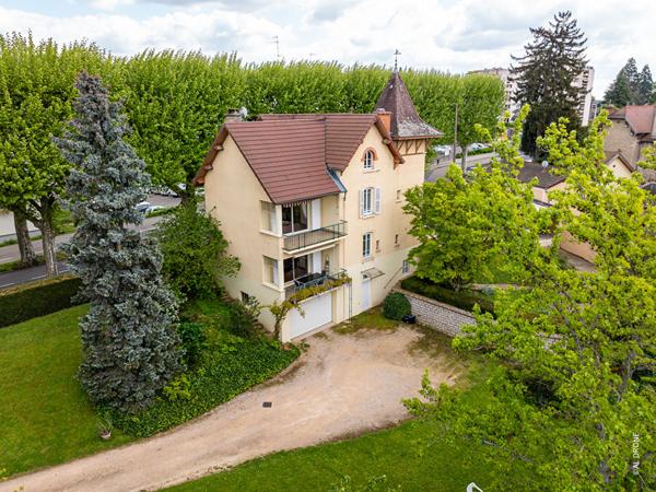 Demeure de prestige Macon 8 pièce(s) 200 m2