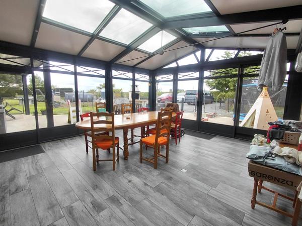 Maison à Tuffé Val de la Chéronne, 72160 - 14 pièces 248m²