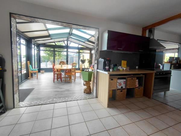 Maison à Tuffé Val de la Chéronne, 72160 - 14 pièces 248m²