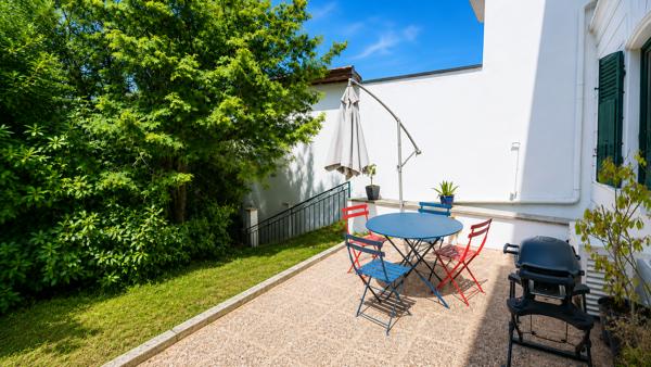Appartement
         4 pièces
        - 113 m² Exclusivité 385 000 € *