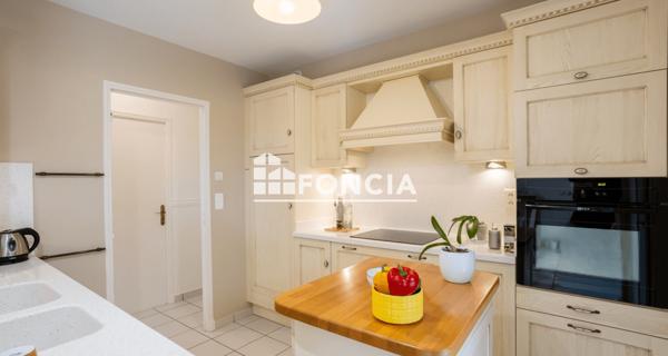 À vendre Maison 5 pièces 120 m² - Sainte-radegonde 12850