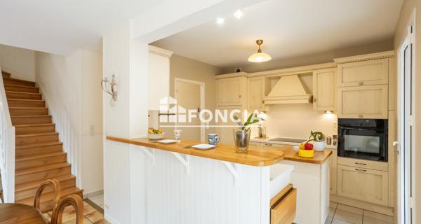 À vendre Maison 5 pièces 120 m² - Sainte-radegonde 12850
