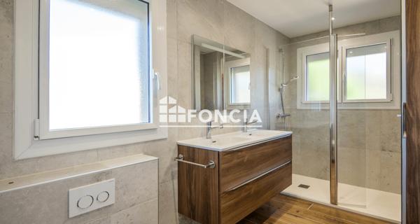À vendre Maison 5 pièces 120 m² - Sainte-radegonde 12850