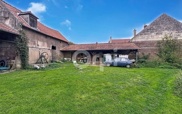 Maison à vendre    5 pièces • 142 m2 Chiry-Ourscamp