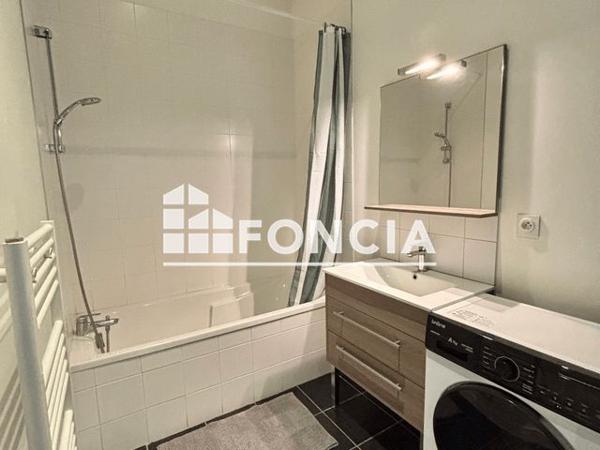 Location Appartement 3 pièces 63.7 m² - 6 RUE FELIX PIAT Saint-etienne 42000