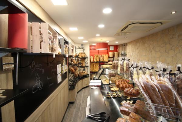 Bouzonville (57320) Immeuble 166 m² 1 local commercial et 1 appartement