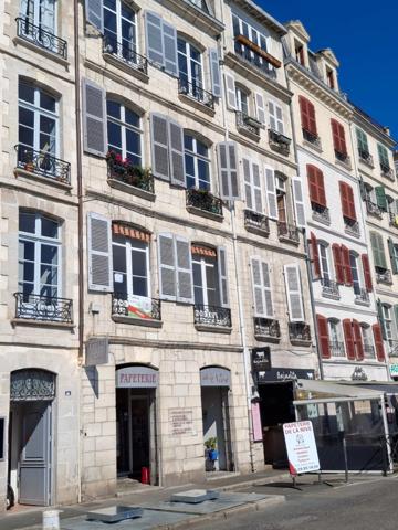 BAIL À CÉDER – LOCAL COMMERCIAL D’EXCEPTION - BAYONNE (64)