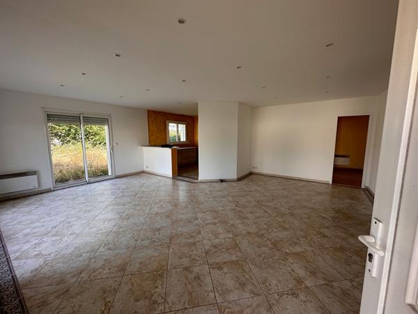 Maison Les Sables D Olonne, 2 chambres, 94m² Jardin parking.