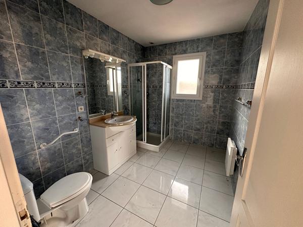 Maison Les Sables D Olonne, 2 chambres, 94m² Jardin parking.