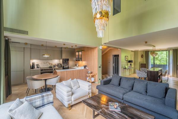 Hôtel particulier 400 m² , piscine et rooftop , à Neuilly Sur Seine Neuilly sur seine