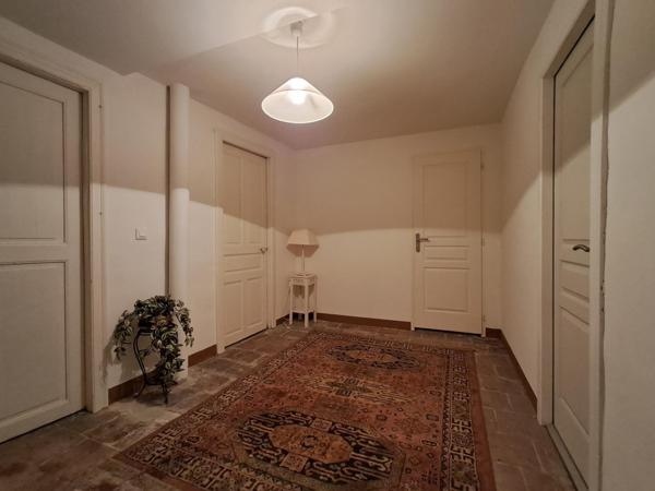 Belle maison vigneronne avec terrasse