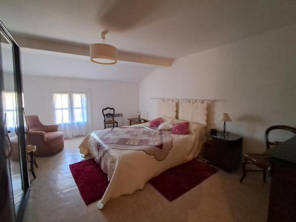 Belle maison vigneronne avec terrasse