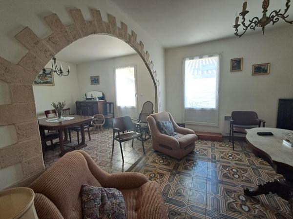 Belle maison vigneronne avec terrasse