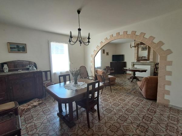 Belle maison vigneronne avec terrasse