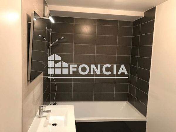 Location Appartement 3 pièces 71.6 m² - 18 AVENUE VITRY-LE-FRANCOIS Strasbourg 67100