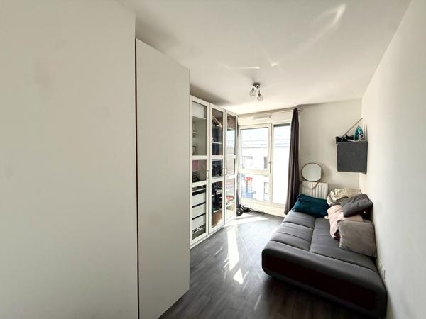 Pavillons-sous-Bois (93320) Appartement 3 Pièces avec balcon, parking - immeuble récent