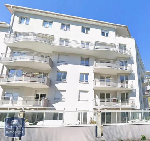 Appartement à louer 4 pièces 81.44m² Grenoble (38000)