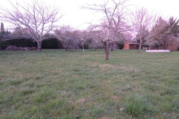 Immobilier Saint-Astier (24110) – Terrain constructible 1000m2 – 36 900 €