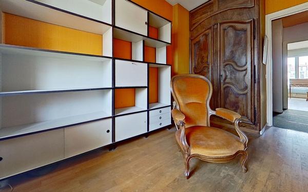 Appartement à vendre    5 pièces • 134,85 m2 Lyon 6