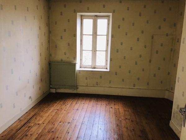 Maison à vendre |  Tonneins |  3 pièces | 106 m²