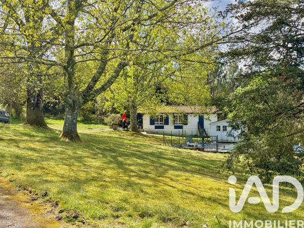 Maison à vendre 12 pièces 235 m² Saint-Julien-en-Born