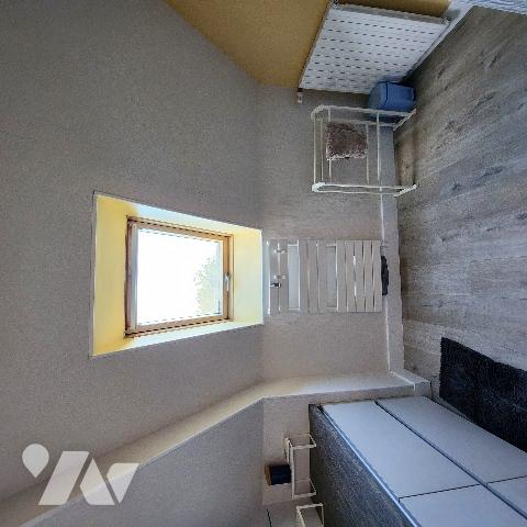 SAINT PIERRE LA COUR (53) 4 chambres, grand terrain, sous-sol, grenier aménageable