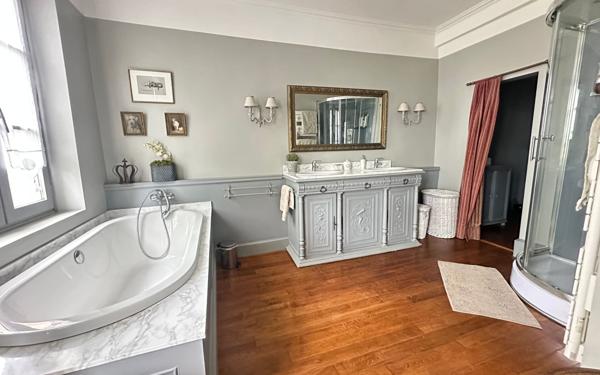 Maison à vendre    7 pièces •  Muret