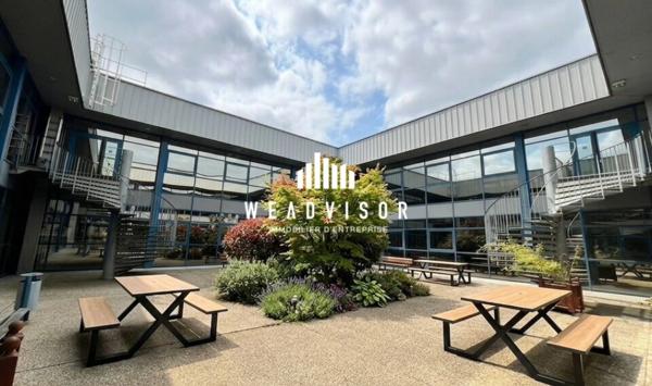 À LOUER : BUREAU D'ENVIRON 13 M² AU SEIN D'UN ESPACE PARTAGÉ