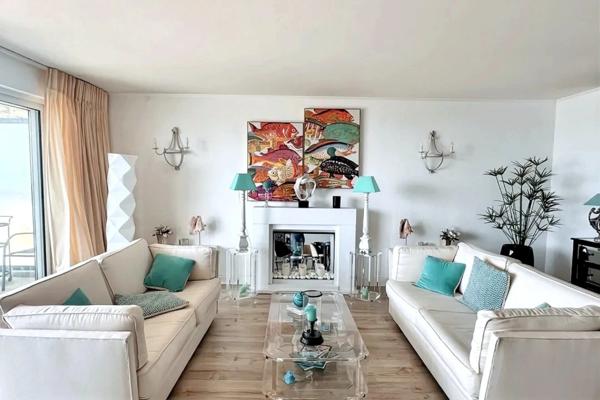 Appartement à vendre 4 pièces de 102m² LA BAULE ESCOUBLAC (44) FACE MER