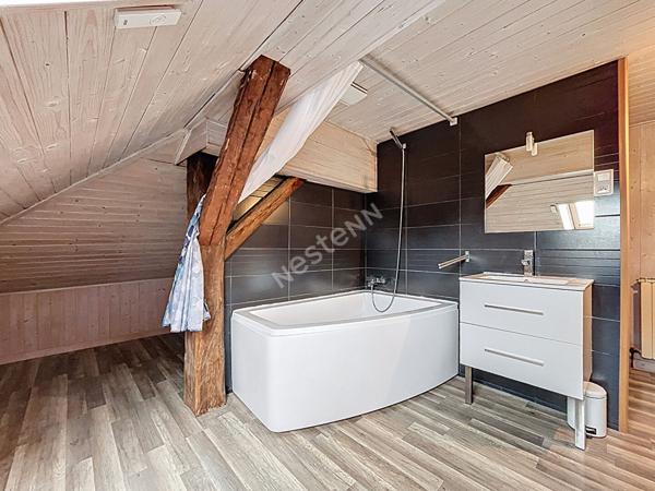 FAVERGES SEYTHENEX _ Maison de village 5 pièces de 158 m², avec garage, à vendre