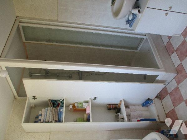 Longère mitoyenne à restaurer