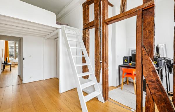 Appartement Paris 3 pièce(s) 64 m2 - 2/3 pièces 