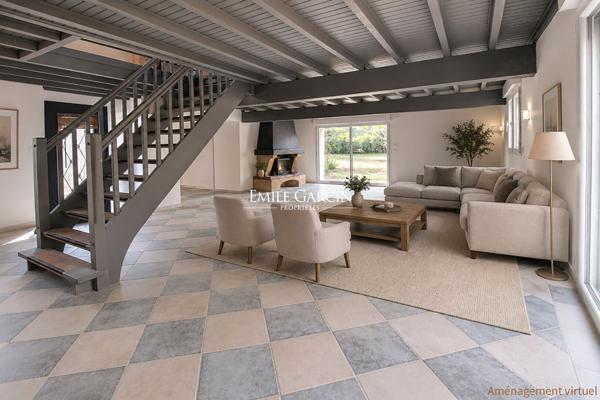 À vendre - Saint Christoly Medoc  -  Maison avec dépendances