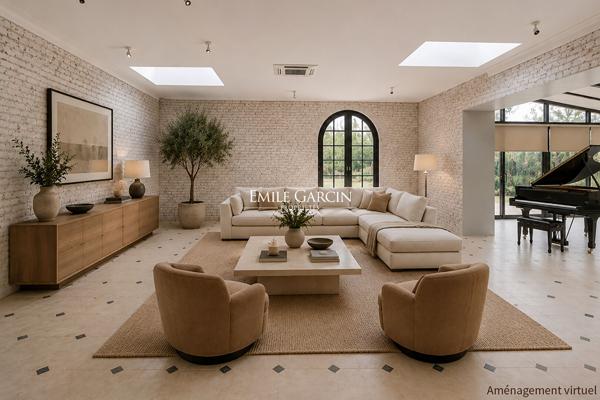 À vendre - Saint Christoly Medoc  -  Maison avec dépendances